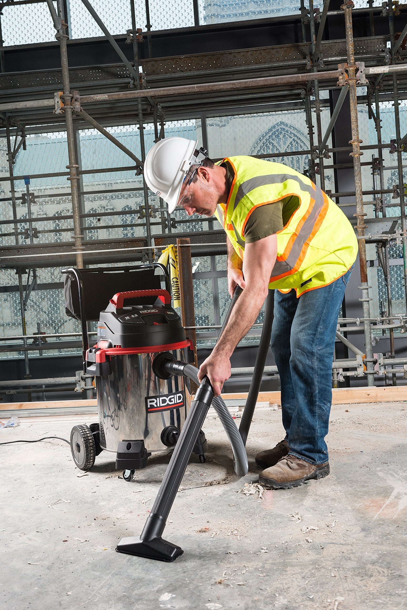 Ridgid 50353 Aspiradora en seco/mojado de acero inoxidable con carro, 16 galones, roja