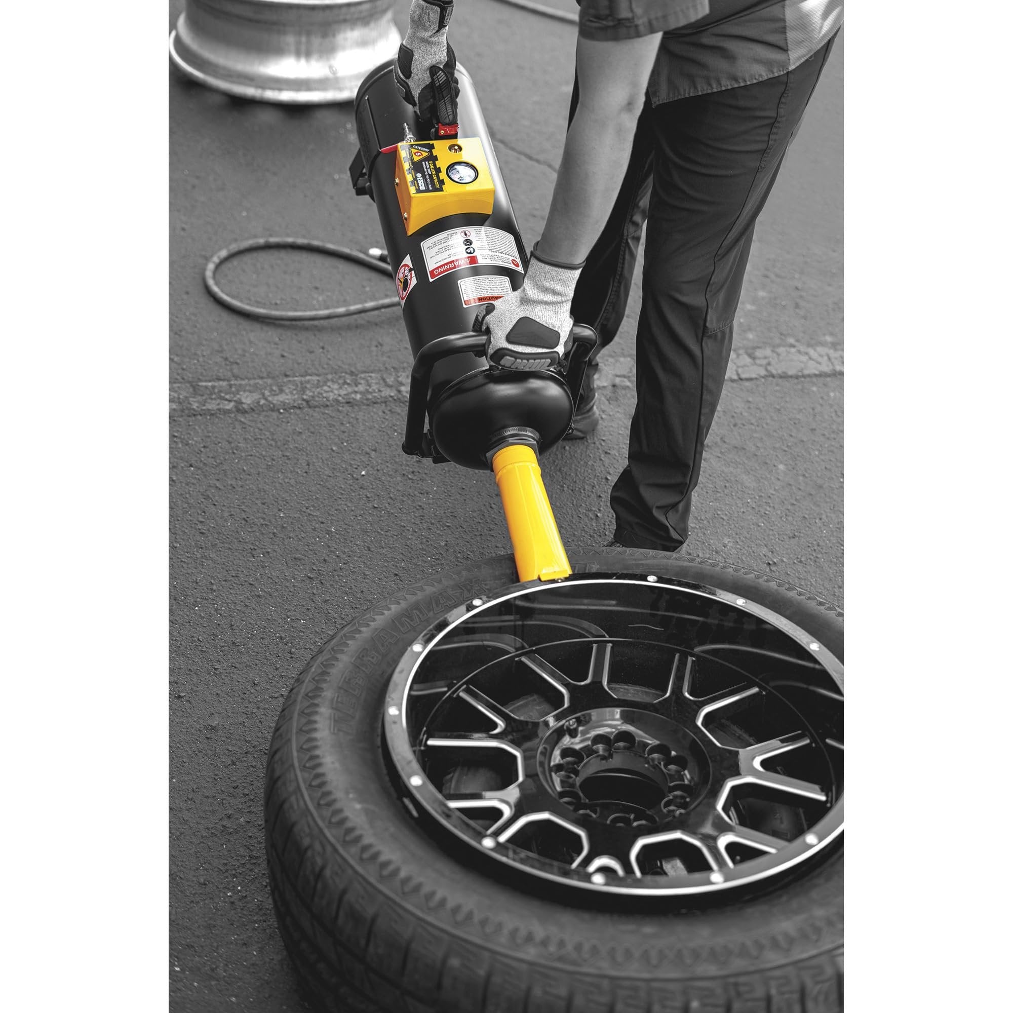 Réservoir de sièges à billes Hurricane Tire, 5 gallons, bouton-poussoir