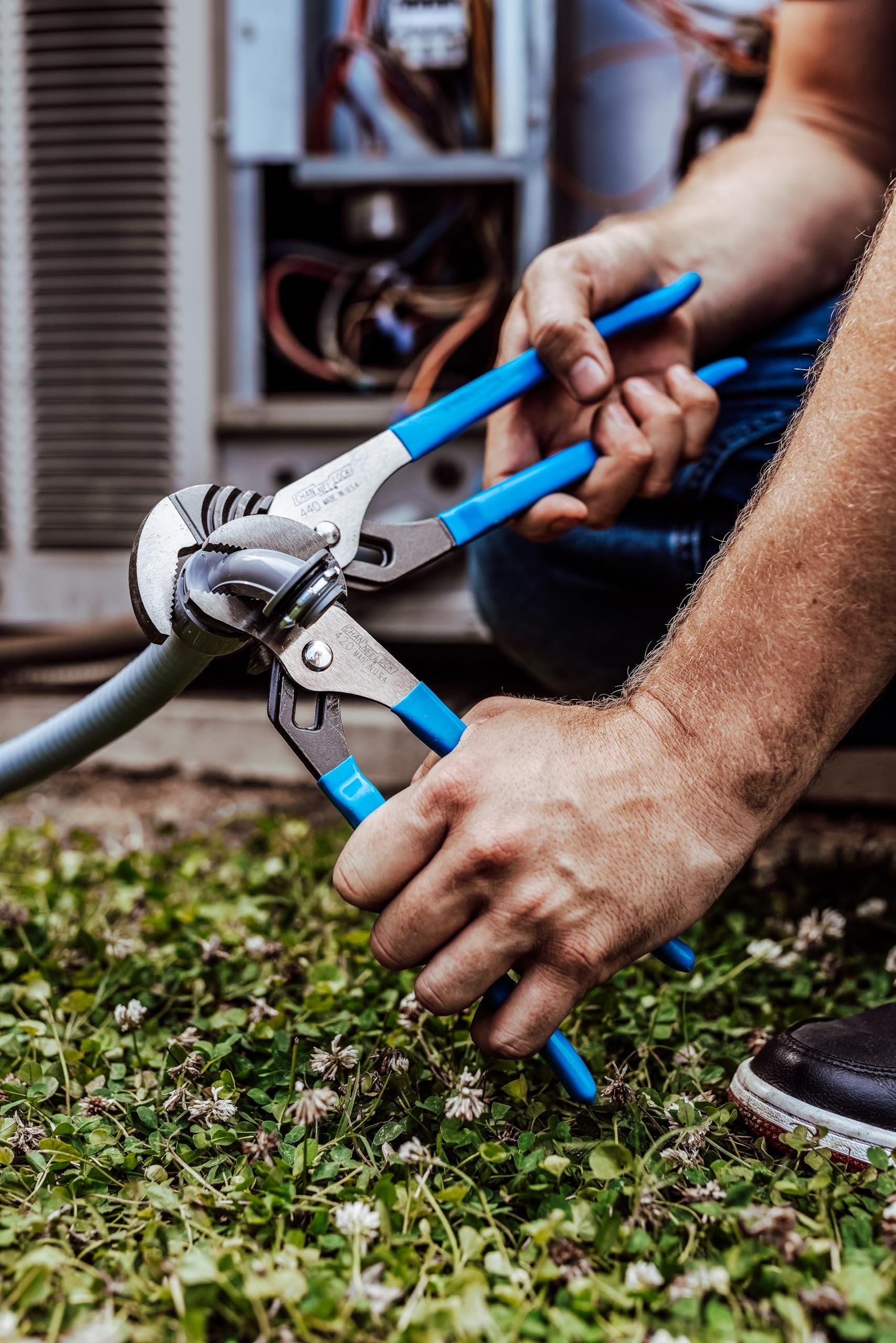 Channellock 420 Pince à languette et rainure de 1-1/2 pouces, capacité de mâchoire de 9-1/2 pouces