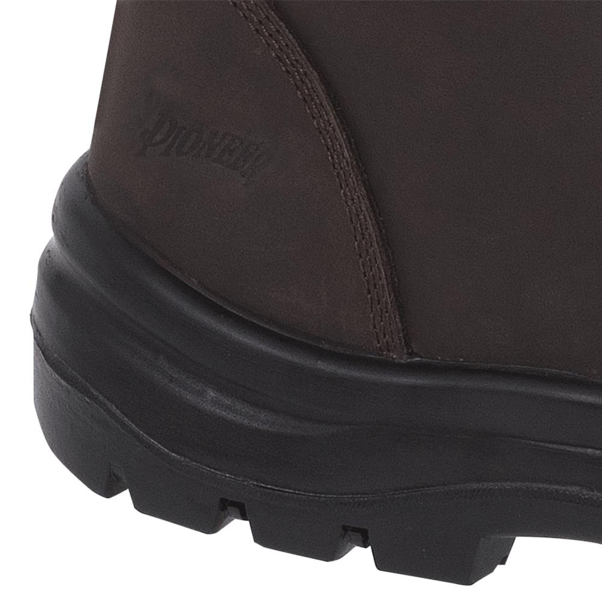 Pioneer V4610330 8-inch Steel Toe Bumper Cap Leather Work Boot CSA Class 1