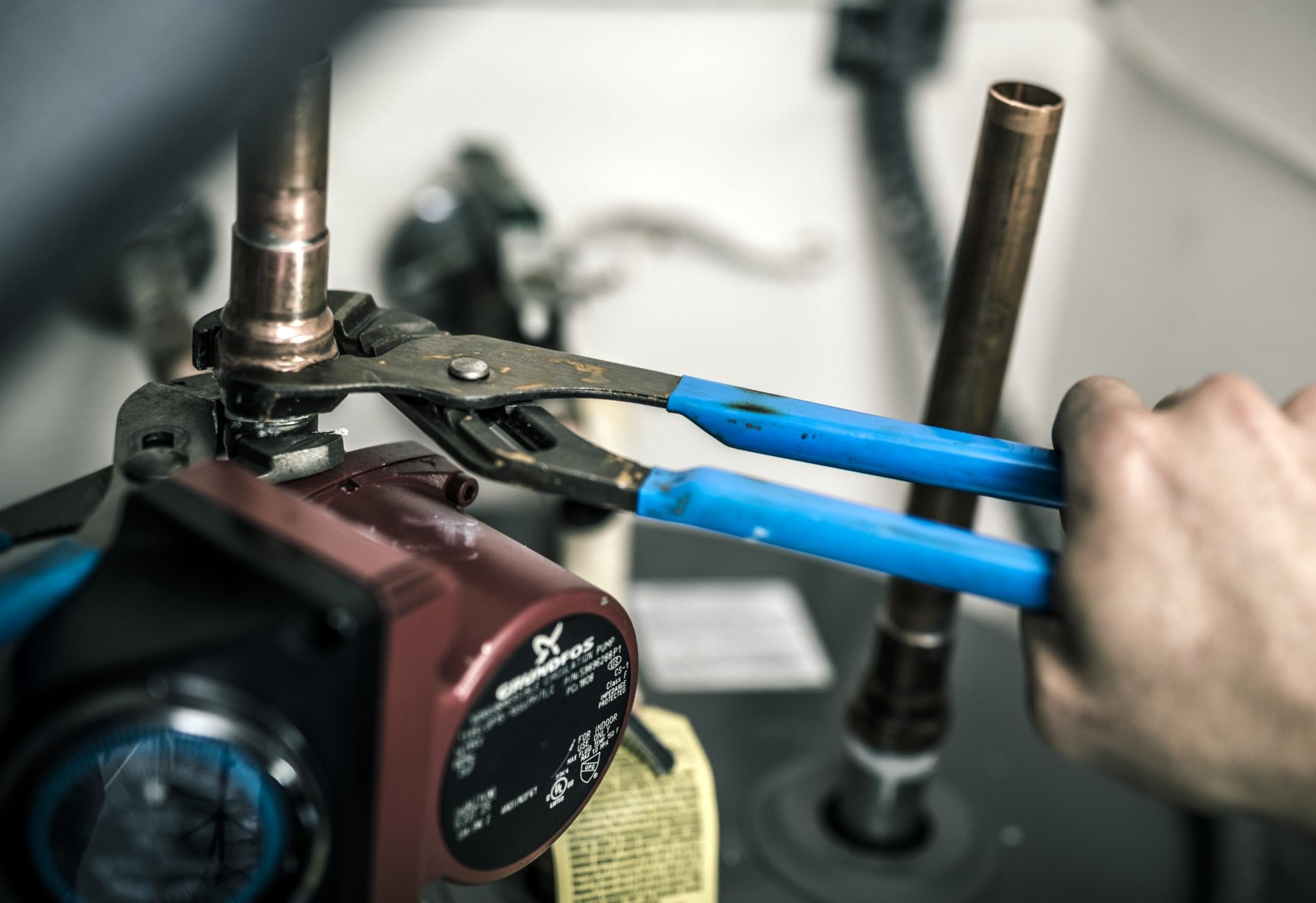 Channellock 420 1-1/2-Inch Jaw Capacity 9-1/2-Inch Tongue and Groove Plier